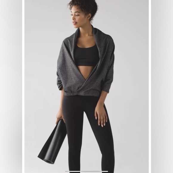 Lululemon Vinyasa Scarf - Black Gray Heathered Herringbone - Picture 2 of 11